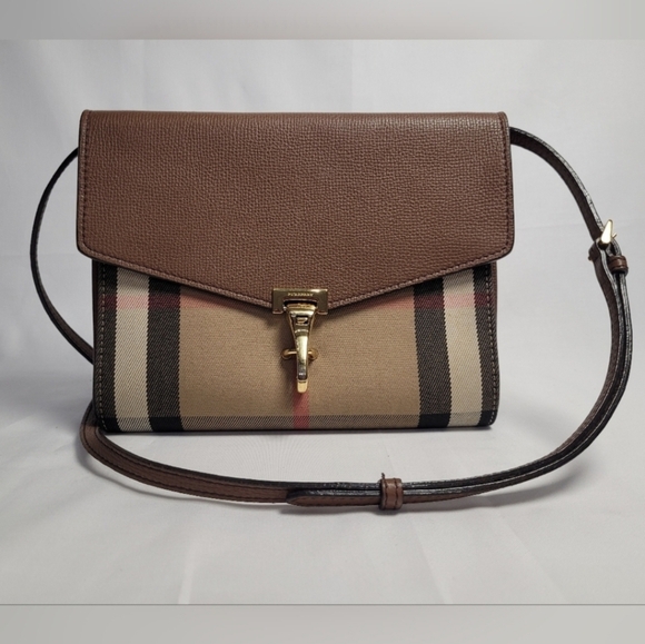 BURBERRY Macke Crosbody Bag In Excellent Condition - Picture 1 of 9